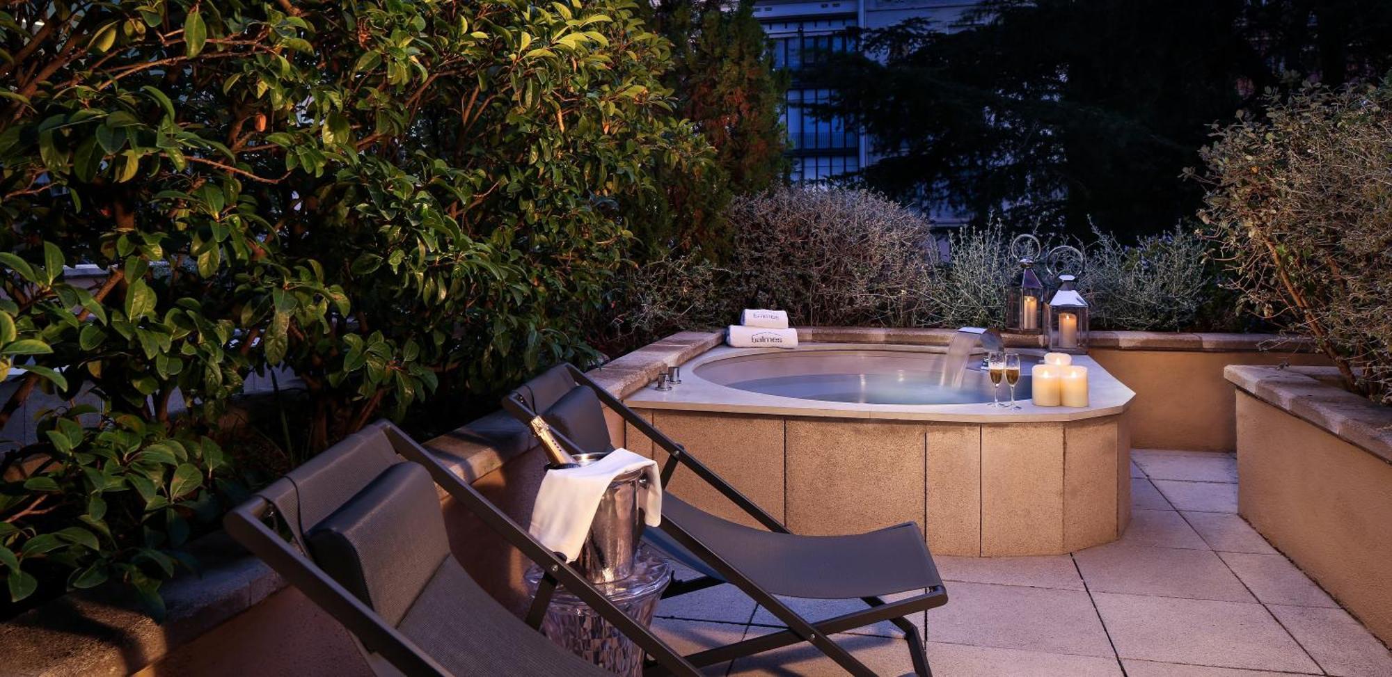 Deluxe Double or Twin Room private terrace