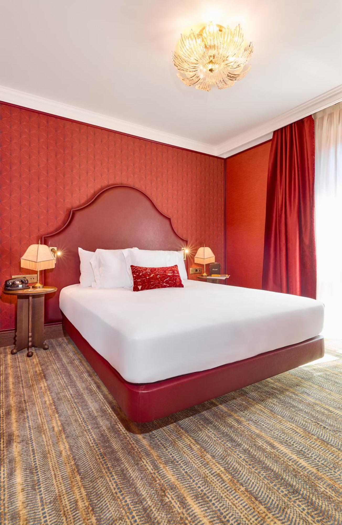 Boutique Room