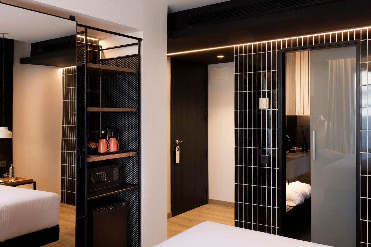 Chambre Triple Standard (2 Adultes + 1 Enfant)