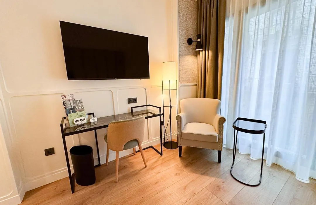 Hotel Barcelona Catedral 4 Sup-1